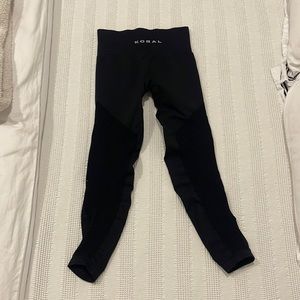 Koral - High Rise Perforated / Laser cut Leggings black size small